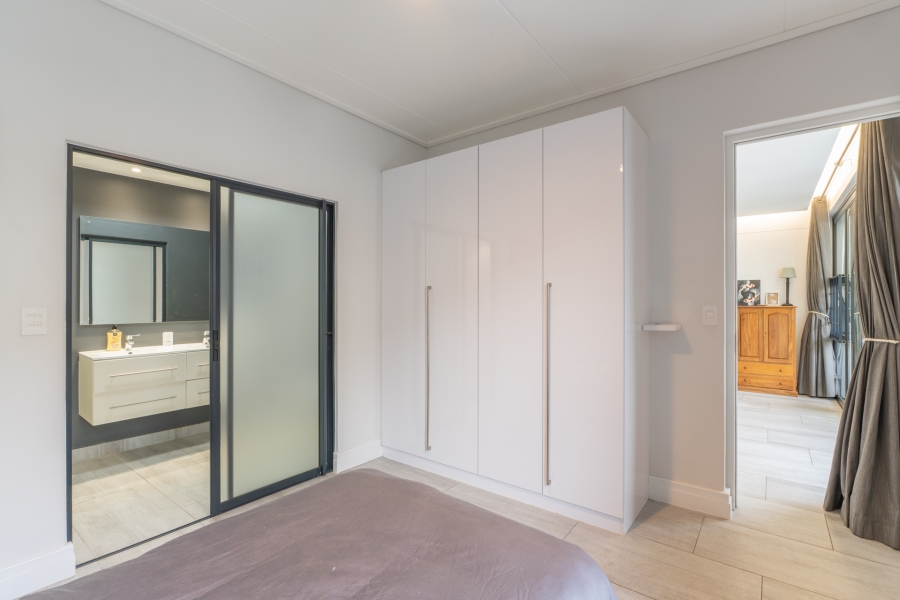 3 Bedroom Property for Sale in Paardevlei Western Cape